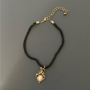 Women’s black choker necklace